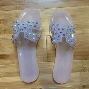 Nicole Miller light pink/rhinestone jelly sandals